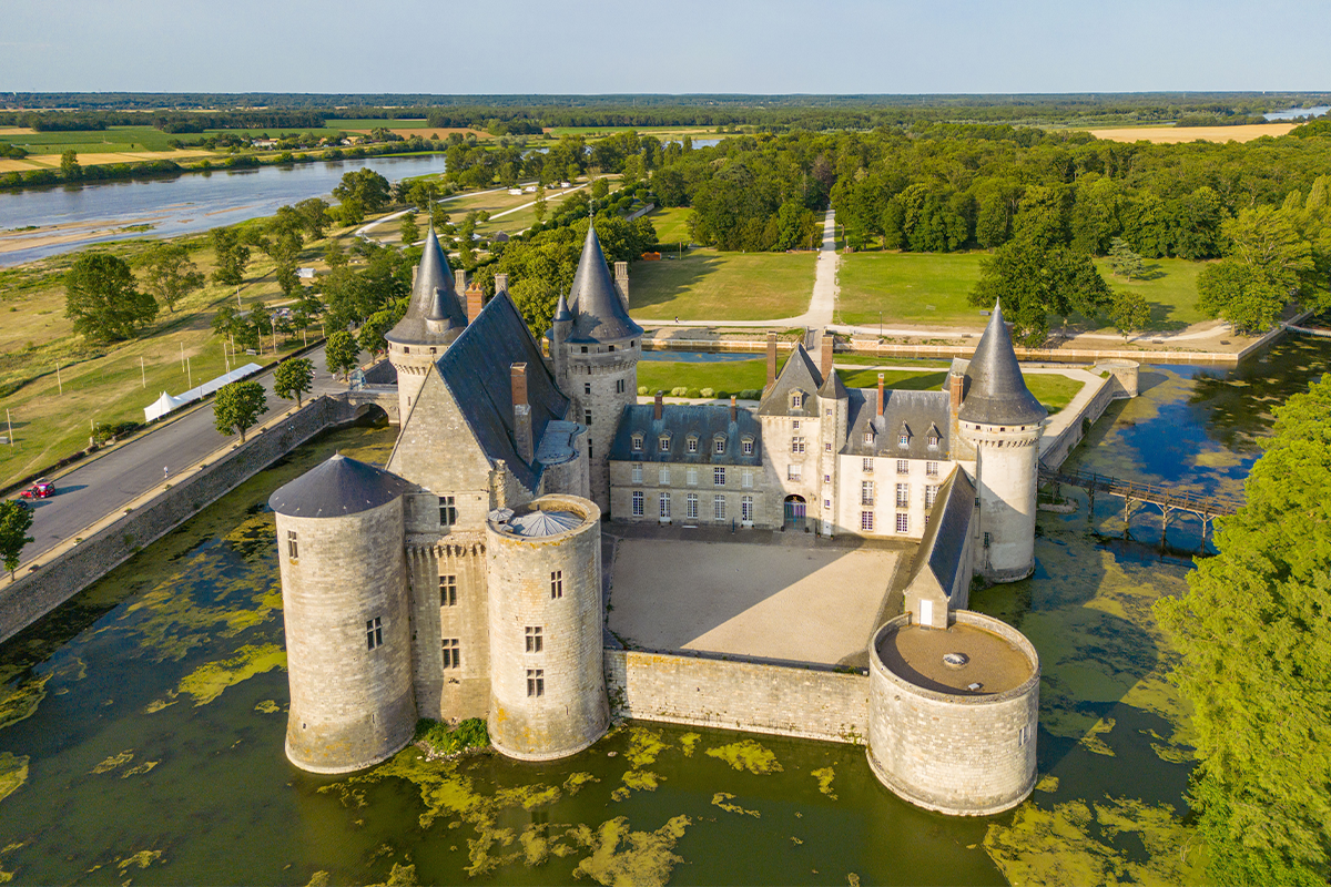 Le long des châteaux de la Loire - Gardel Bertrand